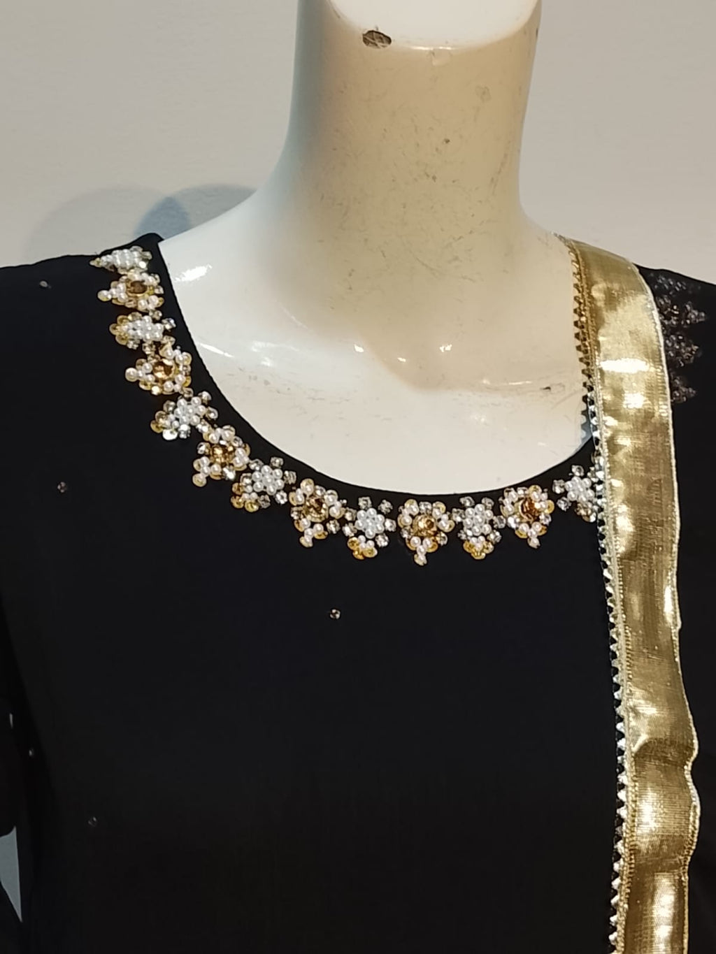 Z-12 | Black Elegance Handwork Suit